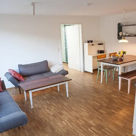 Ferienwohnung Schambachhof * Boetzingen